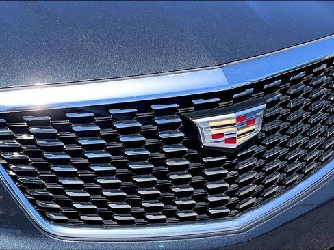 Certified 2023 Cadillac XT5 Premium Luxury AWD/4WD image 33