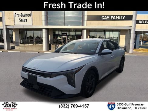 Used 2025 Kia K4 FWD image 3