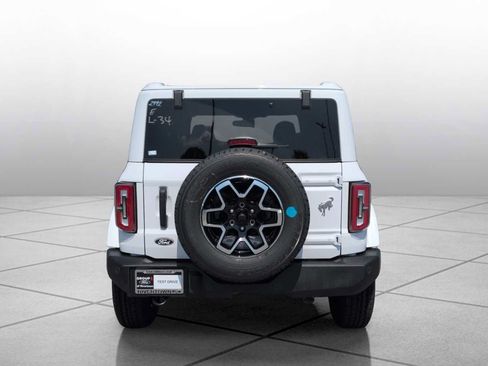New 2026 Ford Bronco Outer Banks AWD/4WD image 14