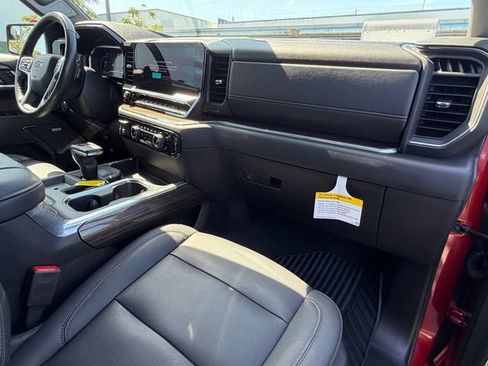 Used 2024 Chevrolet Silverado 1500 RST w/ Convenience Package II AWD/4WD image 15