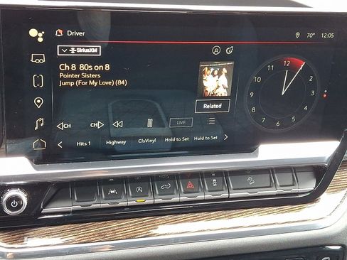 Used 2024 GMC Sierra 1500 SLE image 18