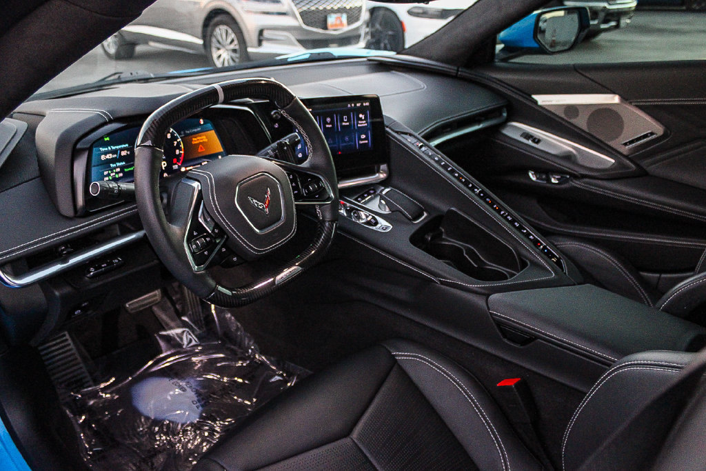 Used 2024 Chevrolet Corvette Z06 RWD image 13