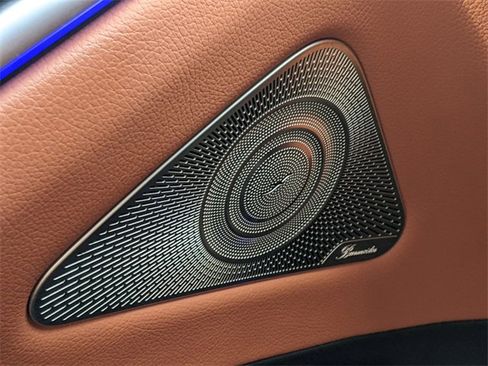 Used 2024 Mercedes-Benz S 580e 4MATIC Sedan image 25