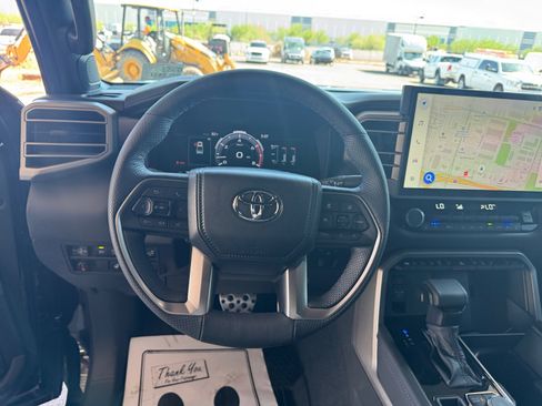 Used 2026 Toyota Tundra Platinum w/ TRD Off-Road Package AWD/4WD image 15