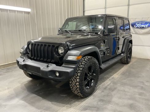 Used 2021 Jeep Wrangler Unlimited Sport image 3