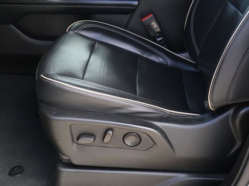 Used 2021 Chevrolet Tahoe Premier image 15