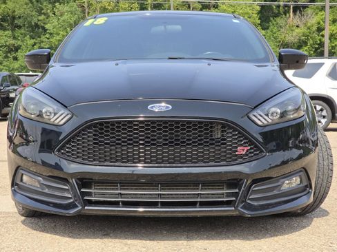 Used 2018 Ford Focus ST FWD image 13