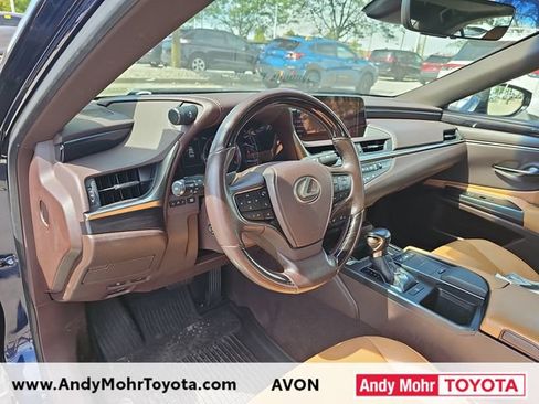 Used 2019 Lexus ES 350 w/ Premium Package FWD image 9