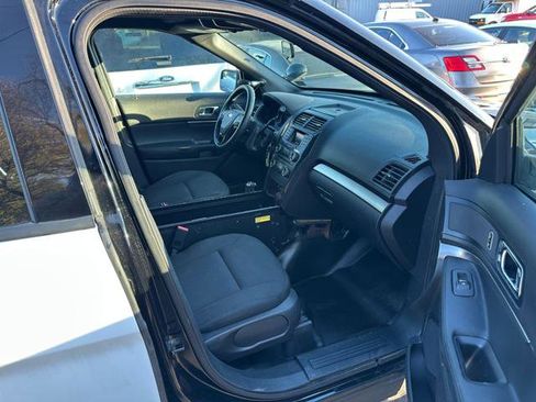 Used 2018 Ford Explorer 4WD Police Interceptor image 12
