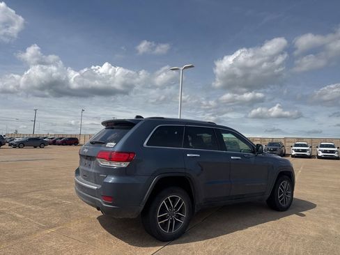 Used 2020 Jeep Grand Cherokee Limited AWD/4WD image 21