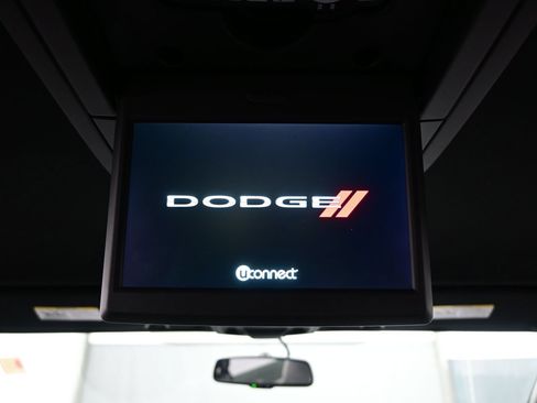 Used 2017 Dodge Grand Caravan GT FWD image 18