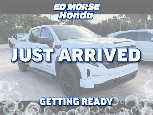 Used 2024 GMC Sierra 1500 Elevation RWD image 4