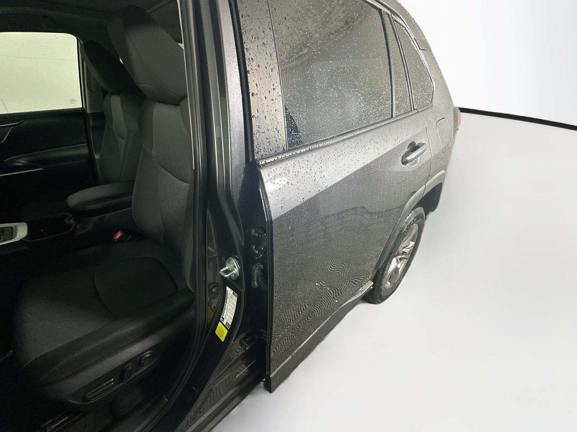 Used 2023 Toyota RAV4 XLE w/ Convenience Package FWD image 12