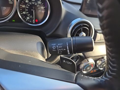Used 2024 MAZDA MX-5 Miata RF Grand Touring image 37