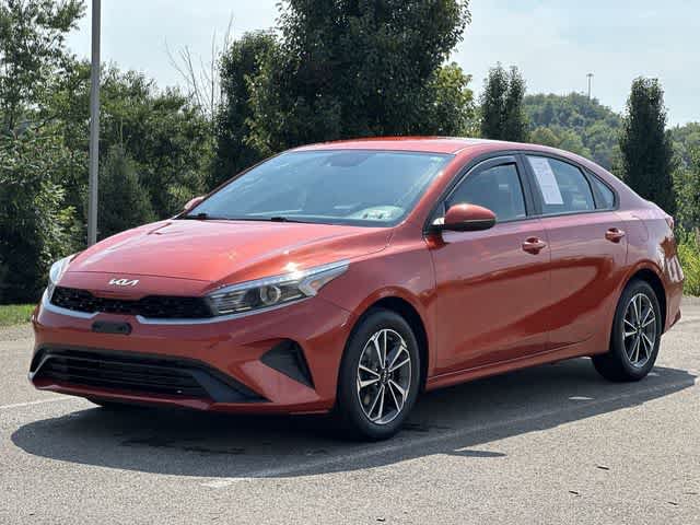 Used 2023 Kia Forte LXS w/ LXS Technology Package FWD image 1