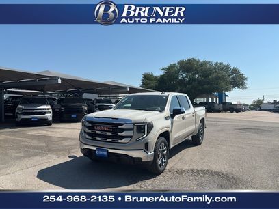New 2026 GMC Sierra 1500 SLE