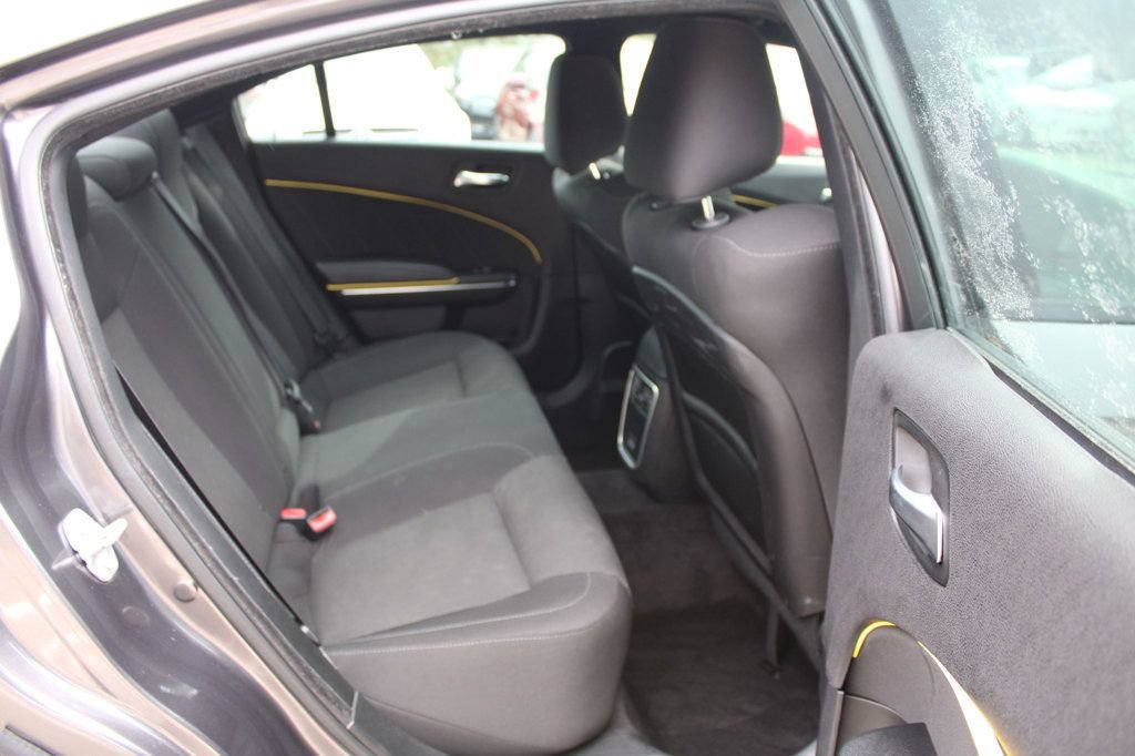 Used 2017 Dodge Charger R/T Scat Pack RWD image 29