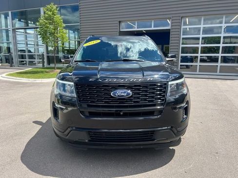 Used 2018 Ford Explorer Sport w/ Equipment Group 401A AWD/4WD image 2