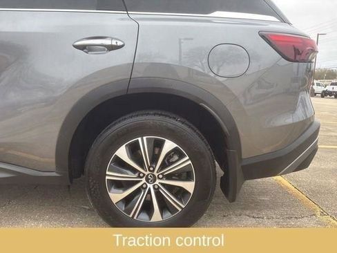 Used 2024 INFINITI QX60 Pure image 15