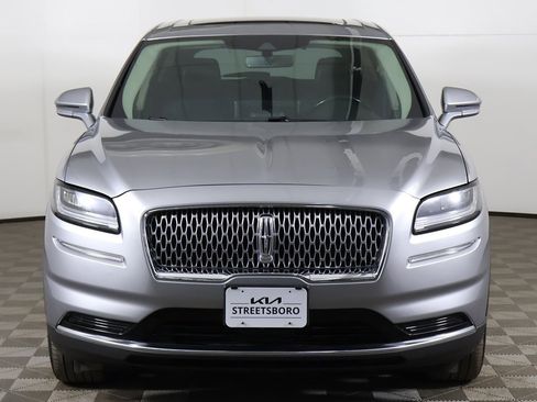 Used 2023 Lincoln Nautilus Reserve image 13