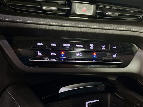 Used 2021 Buick Envision Preferred image 24