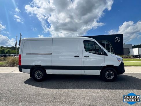 Used 2023 Mercedes-Benz Sprinter 2500 image 4