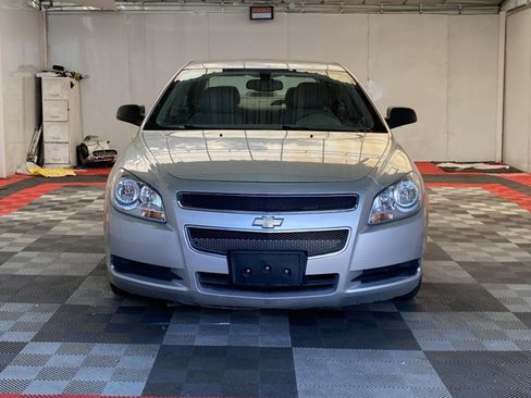 Used 2012 Chevrolet Malibu LS w/ LS Uplevel Package FWD image 2