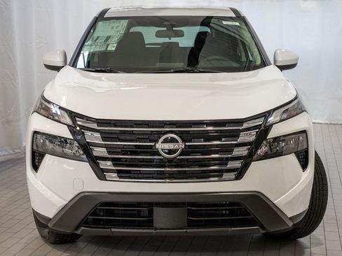 New 2026 Nissan Rogue SV image 2