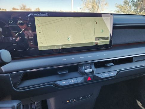 New 2026 Kia EV9 Land image 19