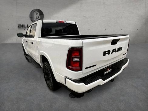 New 2026 RAM 1500 4x4 Crew Cab image 9
