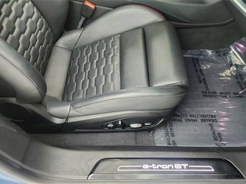 Used 2022 Audi e-tron GT Prestige w/ Prestige Package image 23