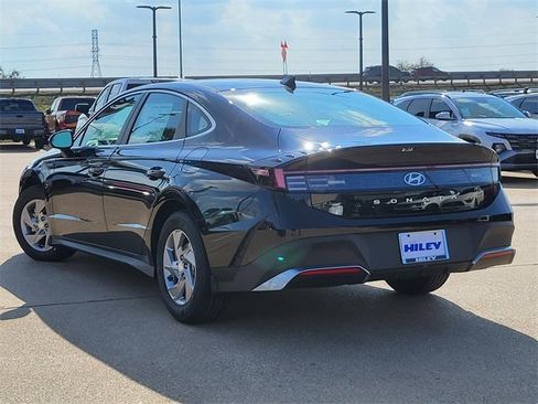 New 2026 Hyundai Sonata SE image 3