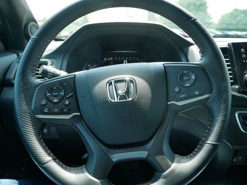 Certified 2024 Honda Passport TrailSport image 25