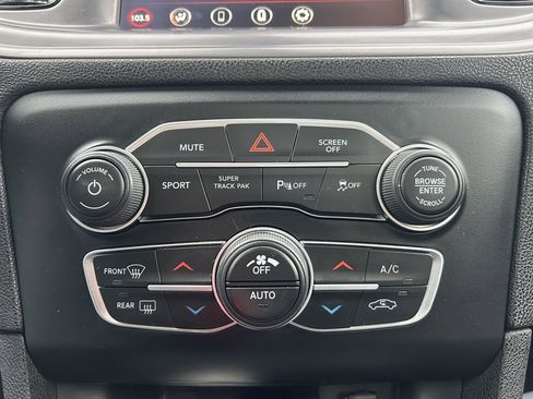 Used 2023 Dodge Charger SXT w/ Blacktop Package image 22