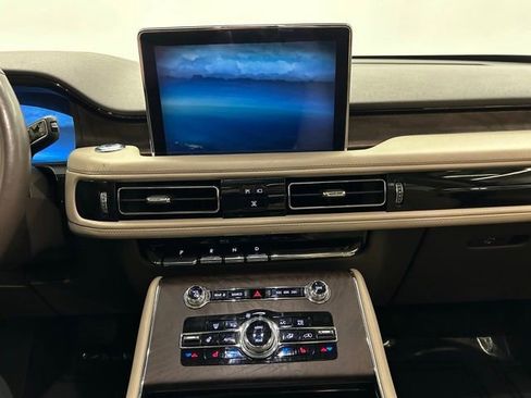 Used 2020 Lincoln Aviator Reserve w/ Equipment Group 202A image 34