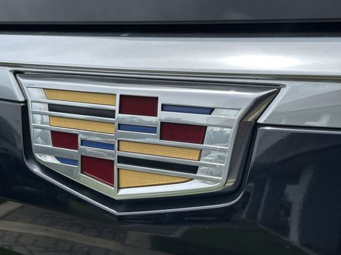 Certified 2021 Cadillac Escalade Premium Luxury image 9