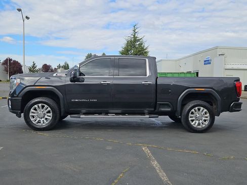 Used 2020 GMC Sierra 2500 Denali w/ Denali Ultimate Package image 3