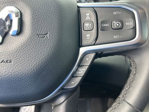 Certified 2025 RAM 1500 Big Horn AWD/4WD image 44