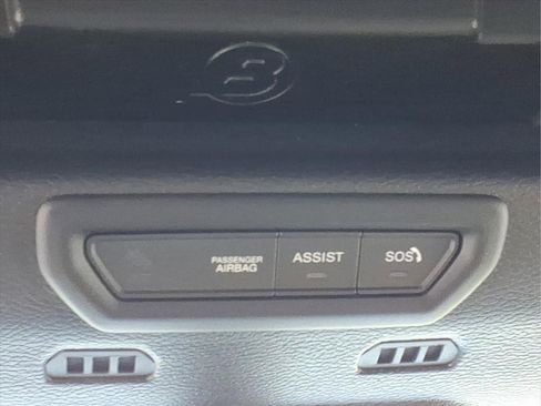 Used 2022 Jeep Gladiator Willys image 28