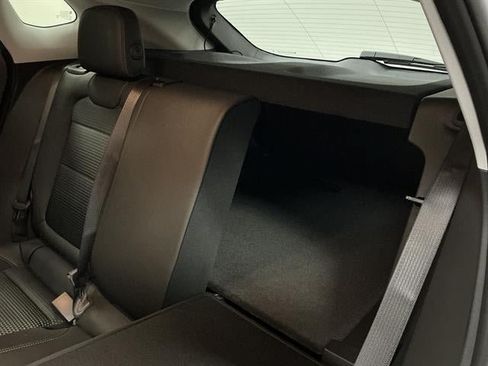New 2026 Chevrolet Trax LT w/ LT Convenience Package FWD image 24
