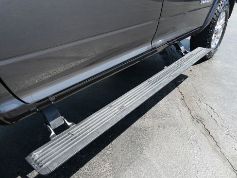 Used 2020 RAM 2500 Laramie AWD/4WD image 7