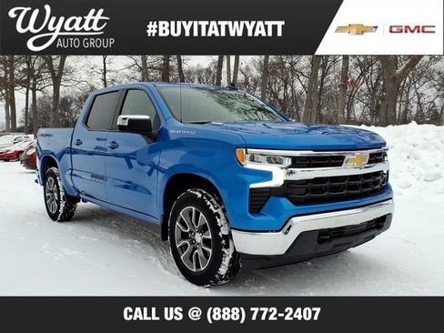 Used 2025 Chevrolet Silverado 1500 LT image 1