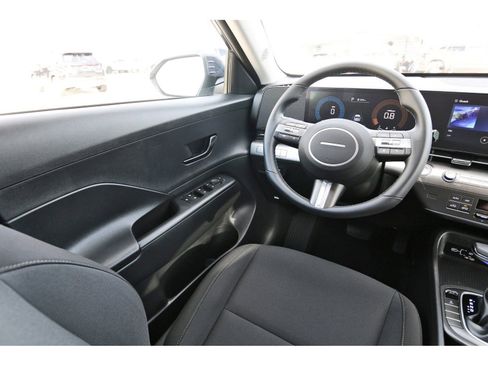 Certified 2025 Hyundai Kona SEL image 10