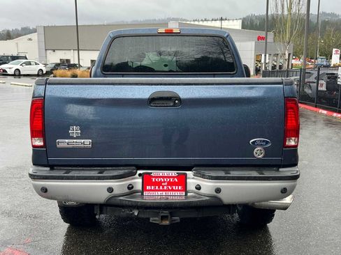 Used 2005 Ford F250 XLT image 8