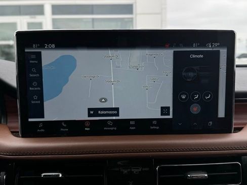 Certified 2023 Lincoln Nautilus Reserve image 36