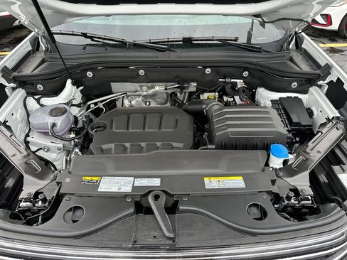 New 2026 Volkswagen Atlas Peak Edition AWD/4WD image 28