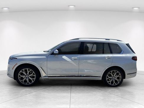 Certified 2024 BMW X7 xDrive40i w/ Premium Package AWD/4WD image 7