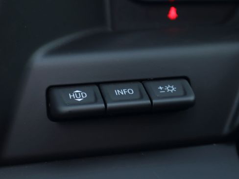 Used 2026 GMC Sierra 3500 Denali Ultimate w/ LPO, Black Badging Package image 26