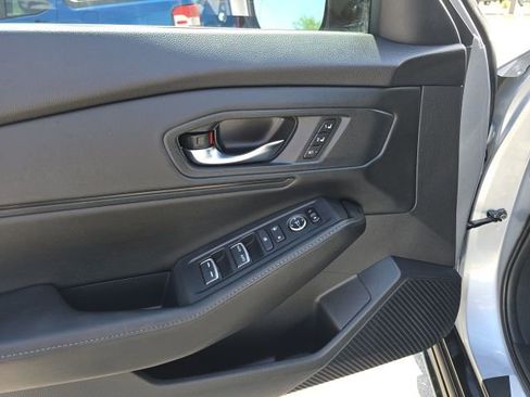 Used 2023 Honda Accord Sport image 12