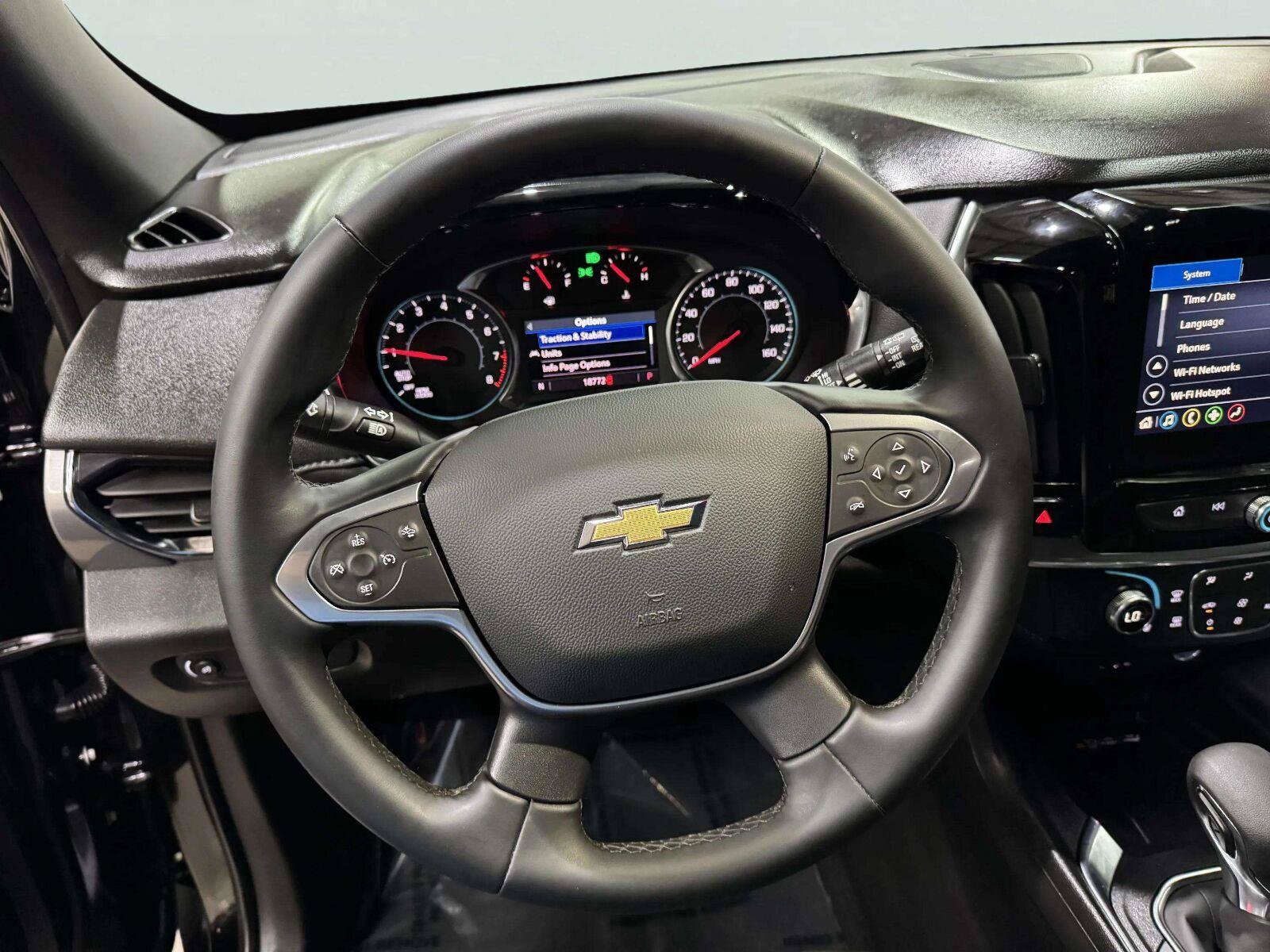 Used 2023 Chevrolet Traverse LT AWD/4WD image 29